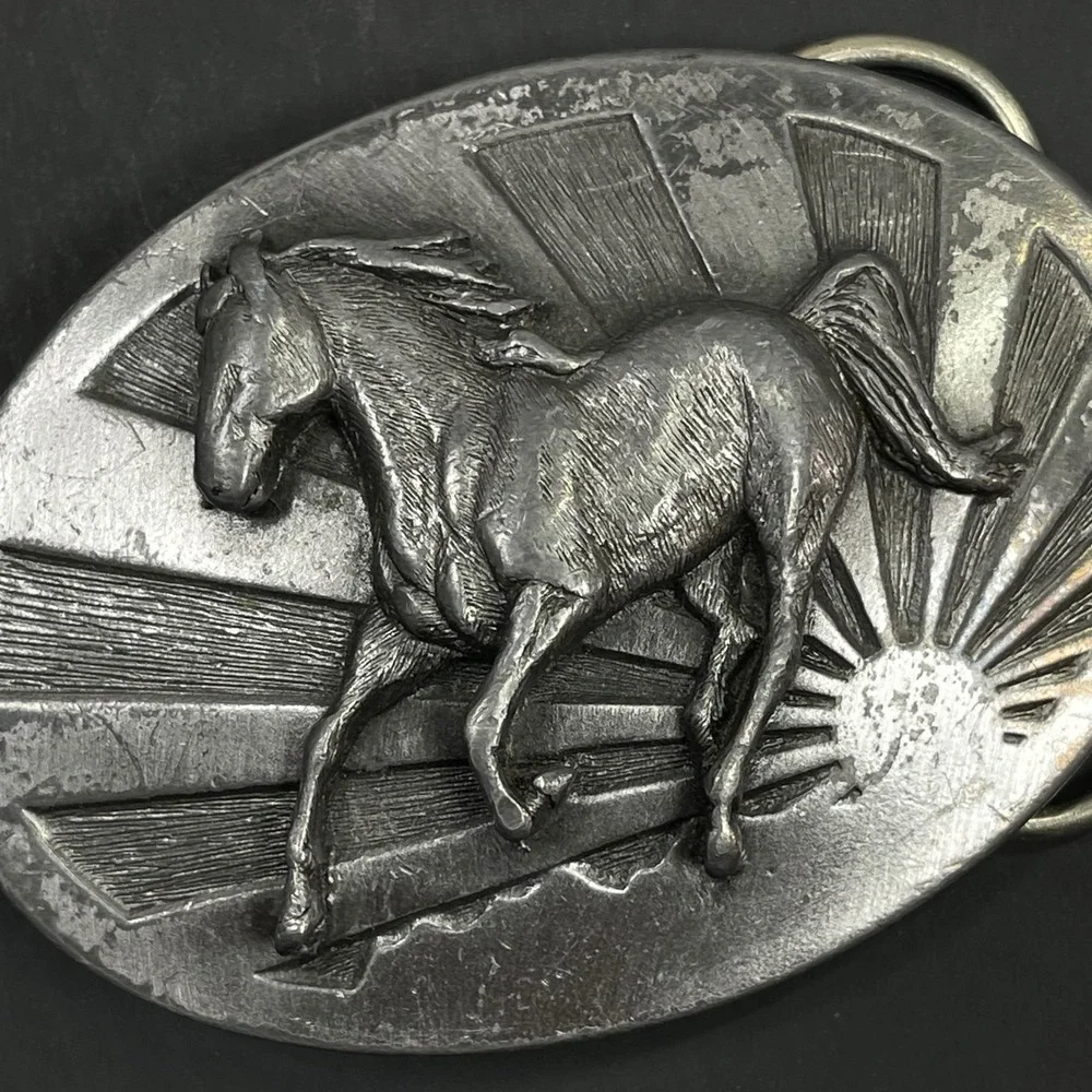 Vintage Siskiyou Buckle Co Running Horse 1986 Unisex Silver Belt Buckle USA Made